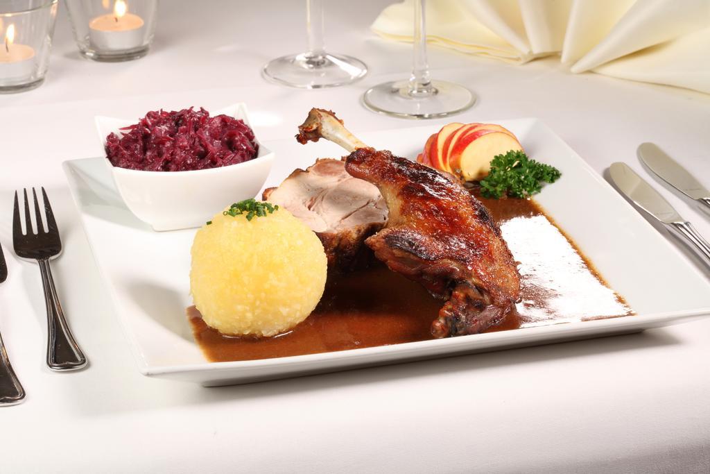 Gasthaus Schwan Riedenburg Esterno foto
