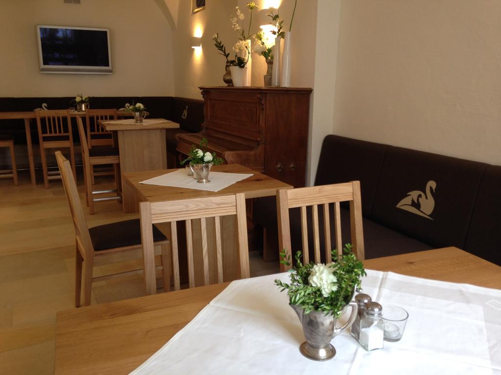 Gasthaus Schwan Riedenburg Esterno foto
